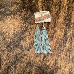 Gray bead tassel earrings
